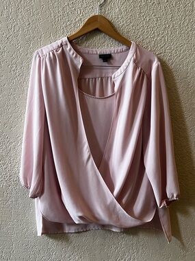 J Jill Wearever Collection
Women's L Rosewater Pink 3/4
Sleeve Layered Blouse